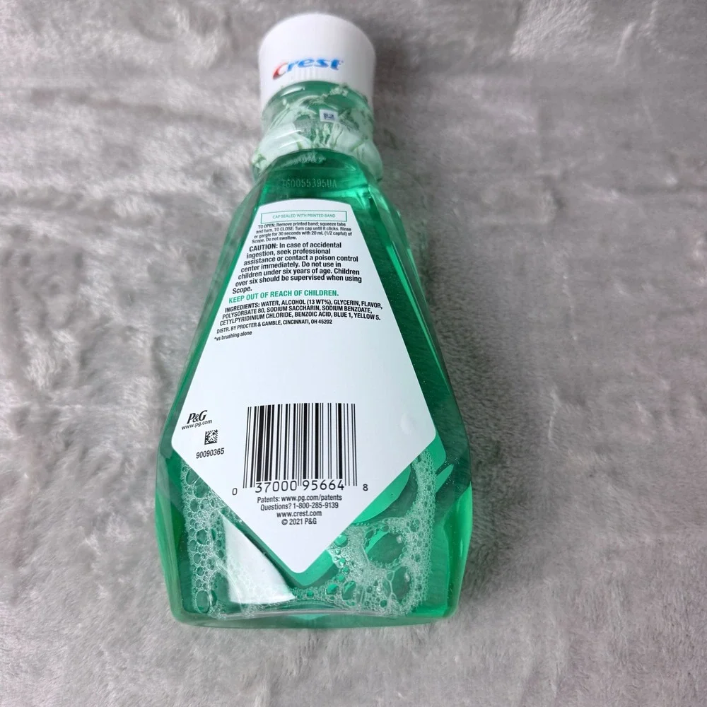 Crest Oral-B Oral Care Bundle Unisex OS Blue Green Mouthwash Toothpaste Brush